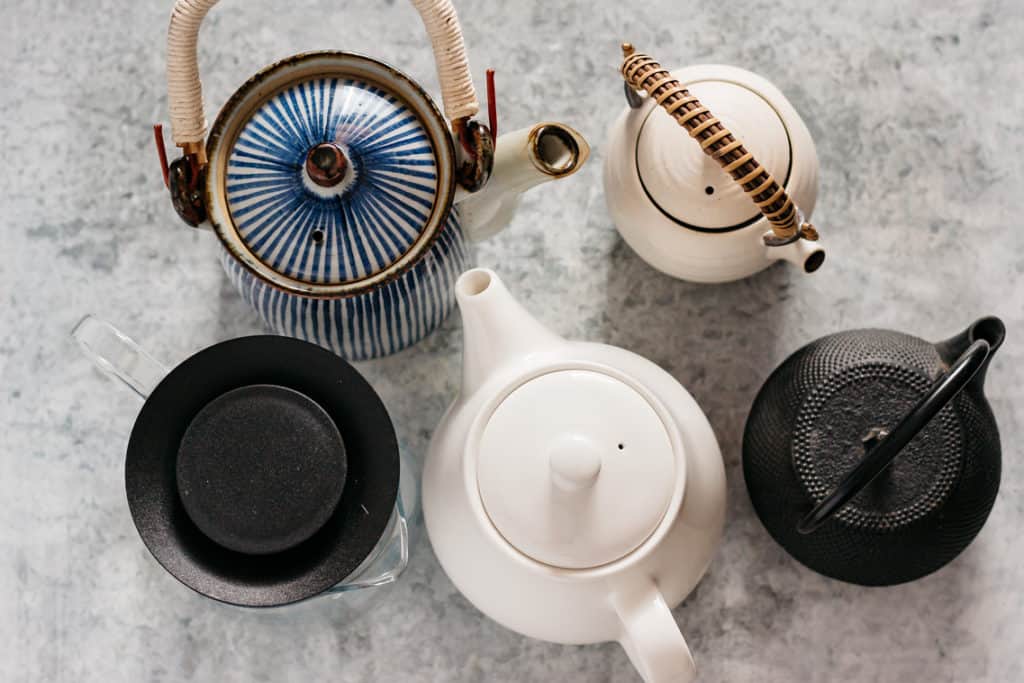 5 different types of tea pots