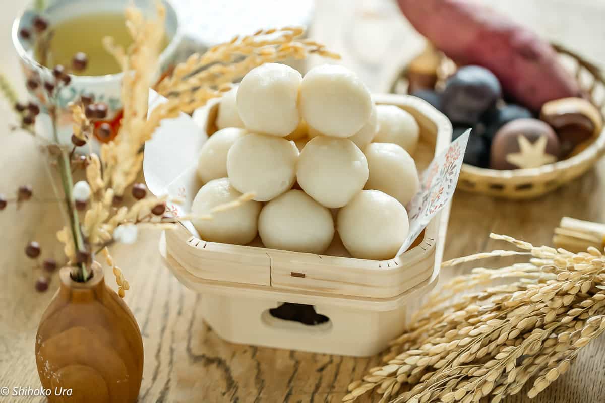 Tsukimi Dango ( Japanese Moon-Viewing Dumplings)